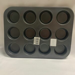 CHEF STAR CUPCAKE TIN (12)